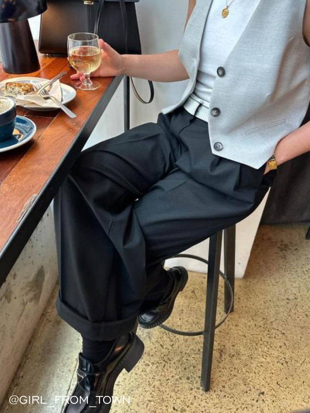 Boyfriend’s tailored pants (black)
