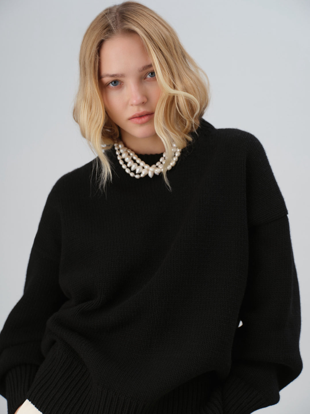 Care merino and cashmere sweater (black)