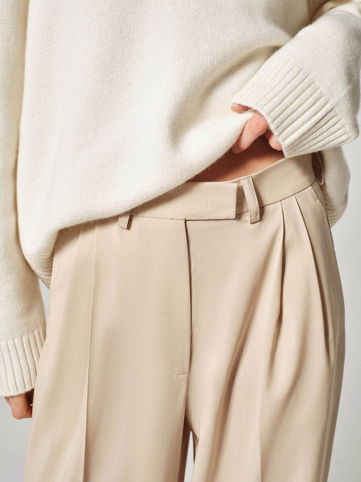 Women - wool -pants - beige