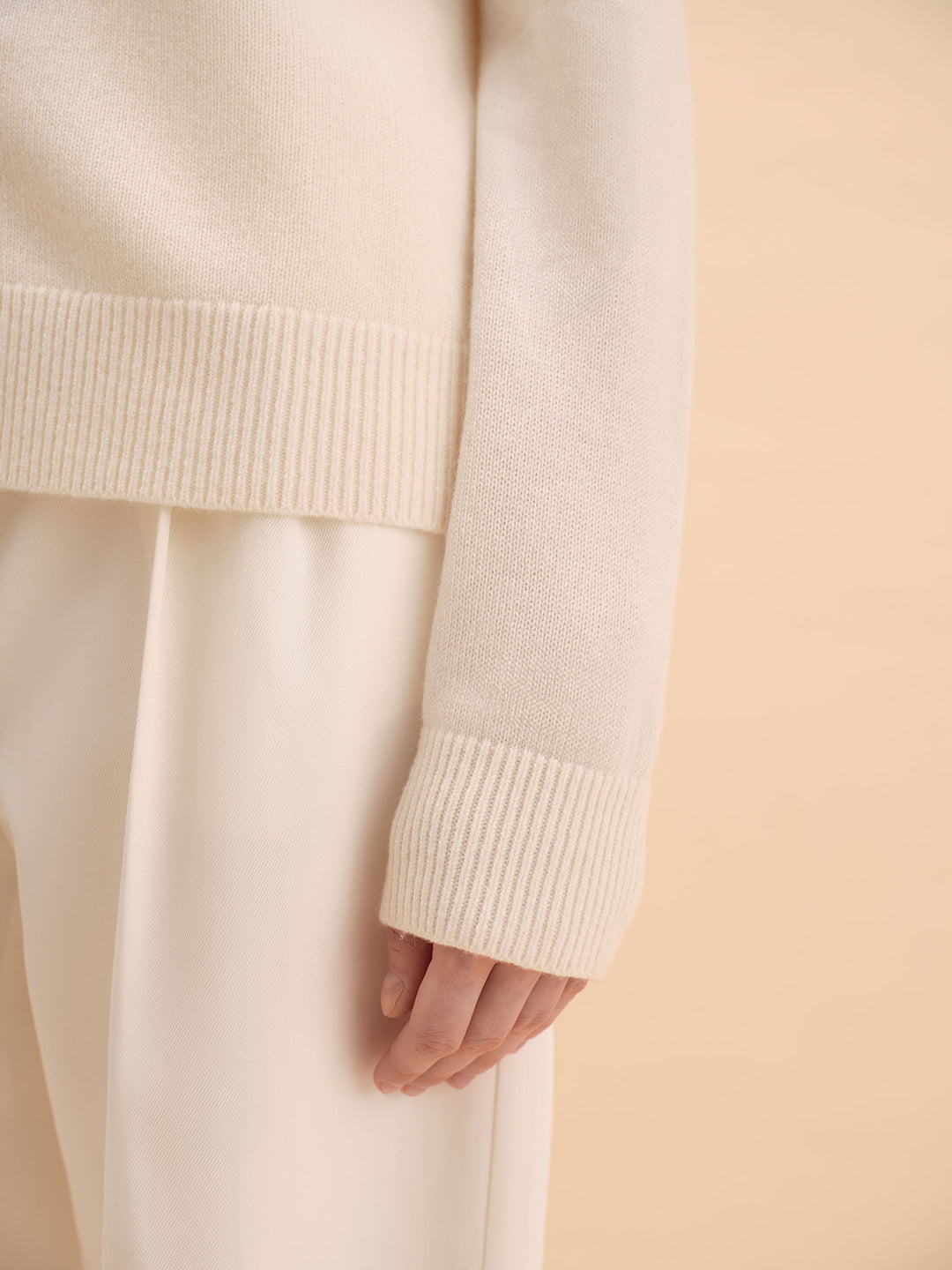 Caldo Cashmere and Wool Cardigan (milk)