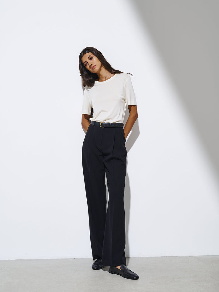 trousers - women - pants - wool - low waistline - black