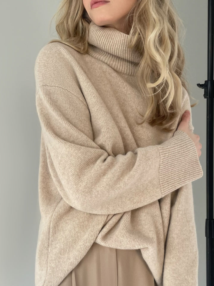 Lora turtleneck 100% cashmere sweater (beige)